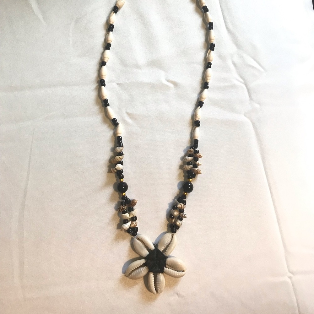 Seashel necklaces